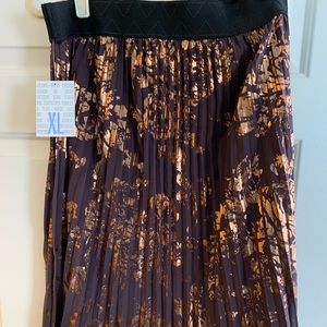 Elegant Jill skirt - NWT